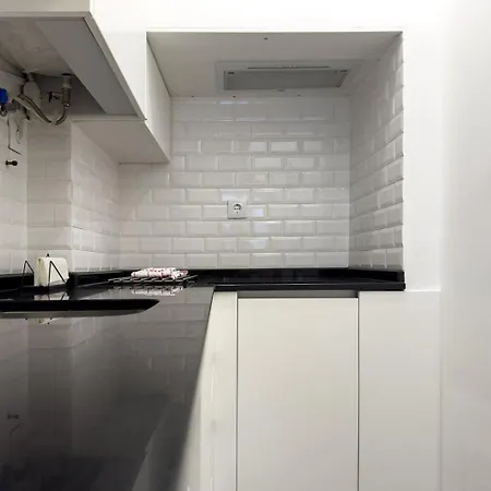 Olarias 2 Bedroom Perfect To Share Near The Castle Lisbon