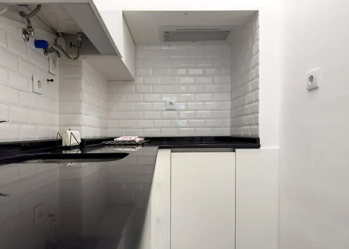 Olarias 2 Bedroom Perfect To Share Near The Castle Lisbon