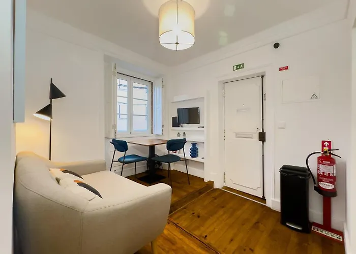 Olarias 2 Bedroom Perfect To Share Near The Castle