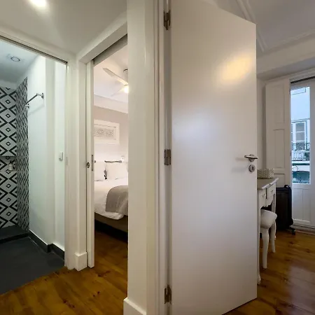 Olarias 2 Bedroom Perfect To Share Near The Castle Apartment Lisbon