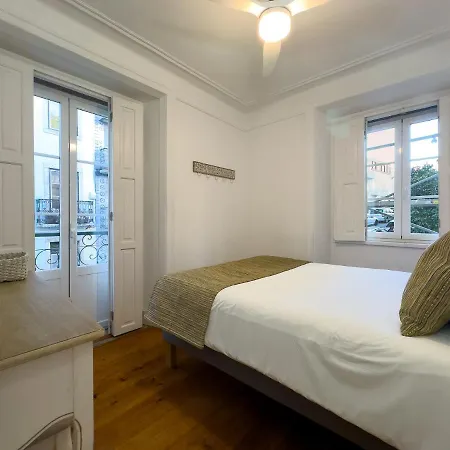 Apartment Olarias 2 Bedroom Perfect To Share Near The Castle